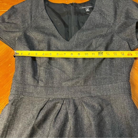 Banana Republic Charcoal Gray Wool Short Sleeve Career Sheath Dress Size 10 - Picture 8 of 14